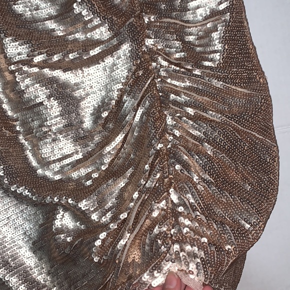 Aidan Mattox | Glitter V Neck Gold Sequin Dress - Picture 8 of 11